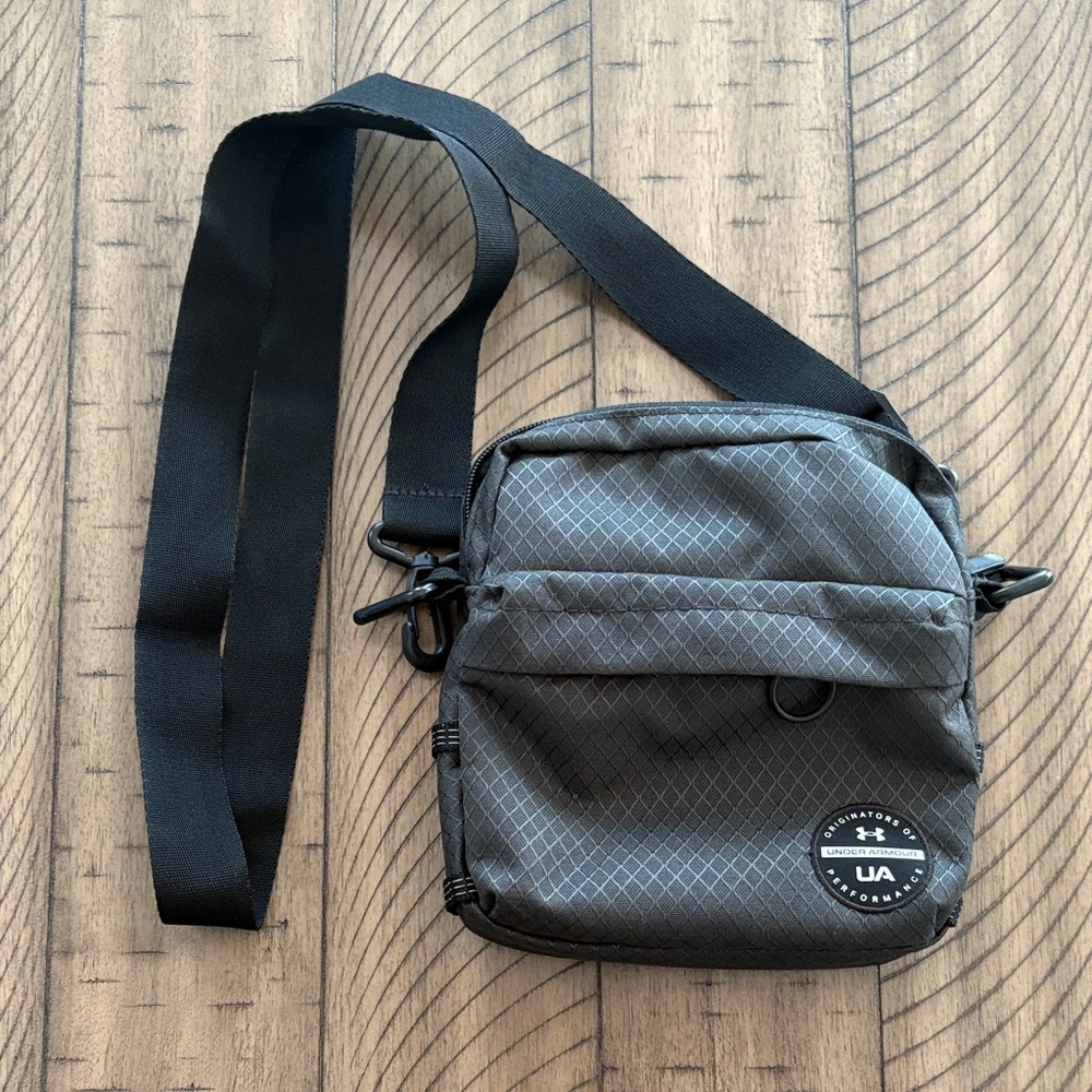 Under Armour Gray Messenger Bag